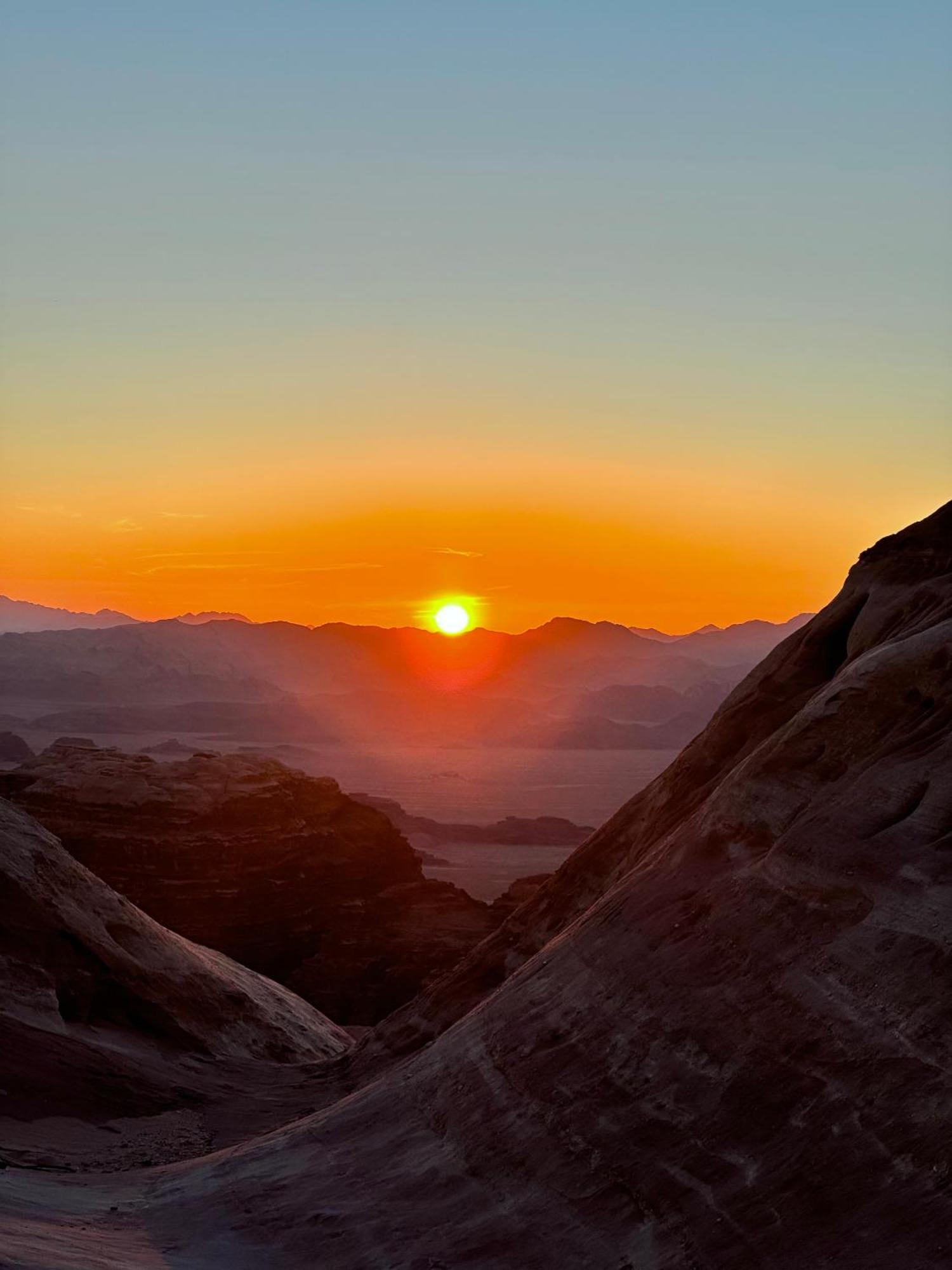 Wadirum Sunset Camp 호텔 와디럼 외부 사진