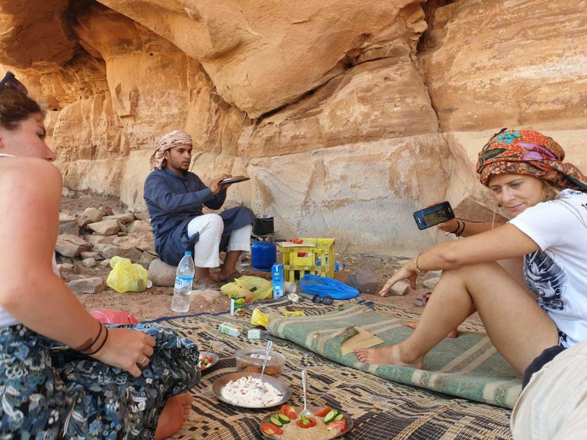 Wadirum Sunset Camp 호텔 와디럼 외부 사진